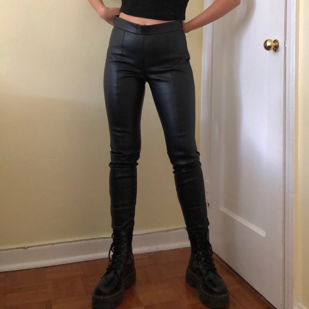 Zara Trafaluc Mid Rise Skinny Leather Leggings